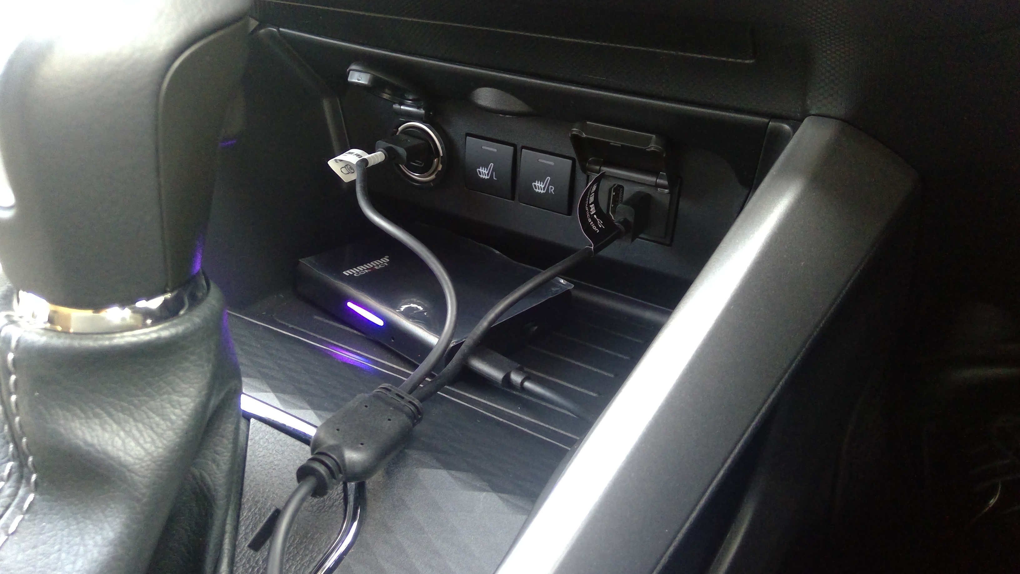 車内空間がリビングのように！？車で動画を楽しめる商品紹介です